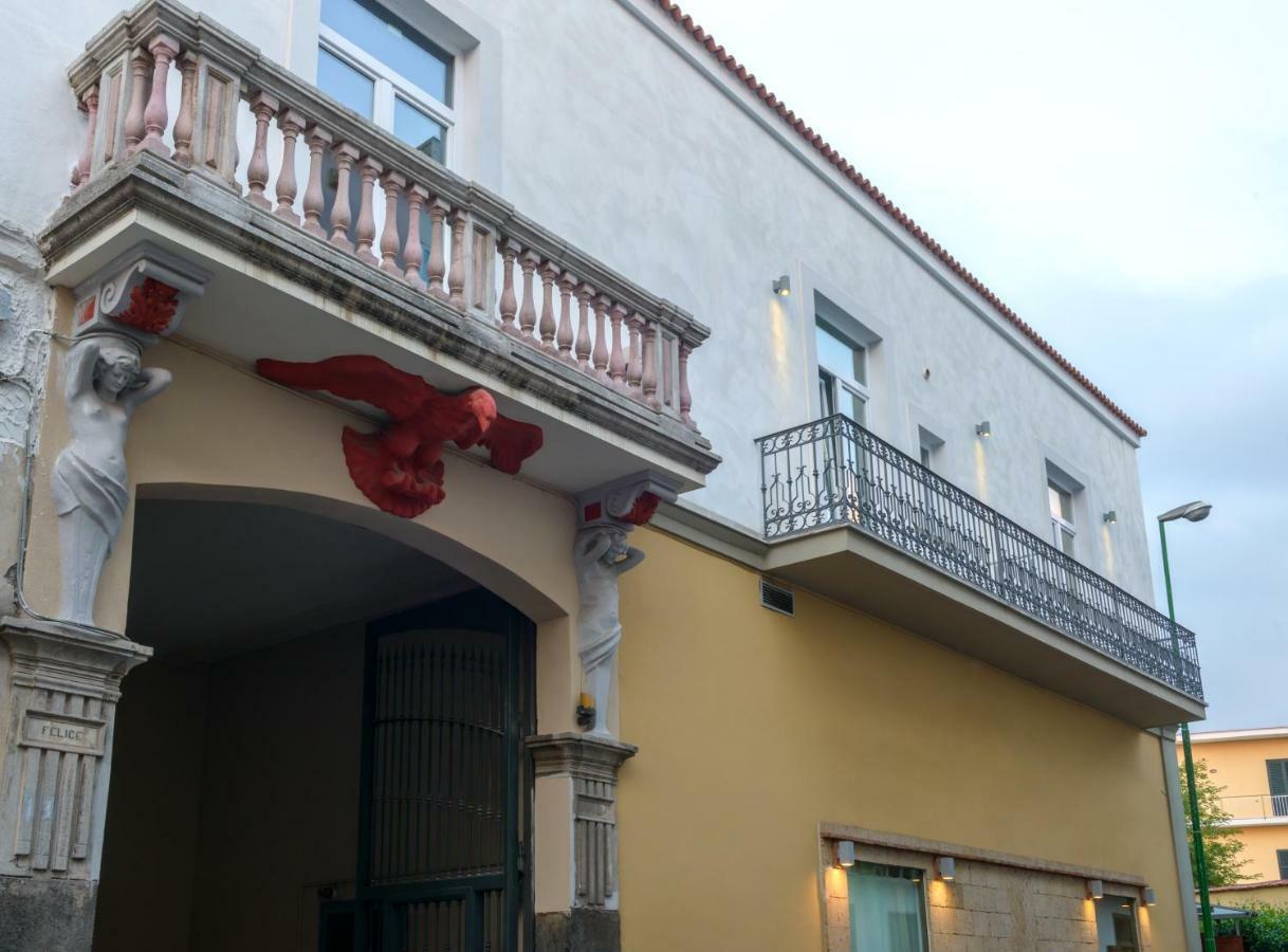 Cimitile Bocca Di Bacco Bed & Breakfast エクステリア 写真